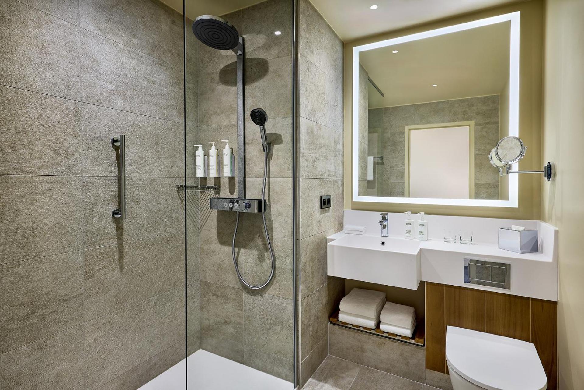Courtyard By Marriott Lyon Eurexpo Stadium Genas Luaran gambar