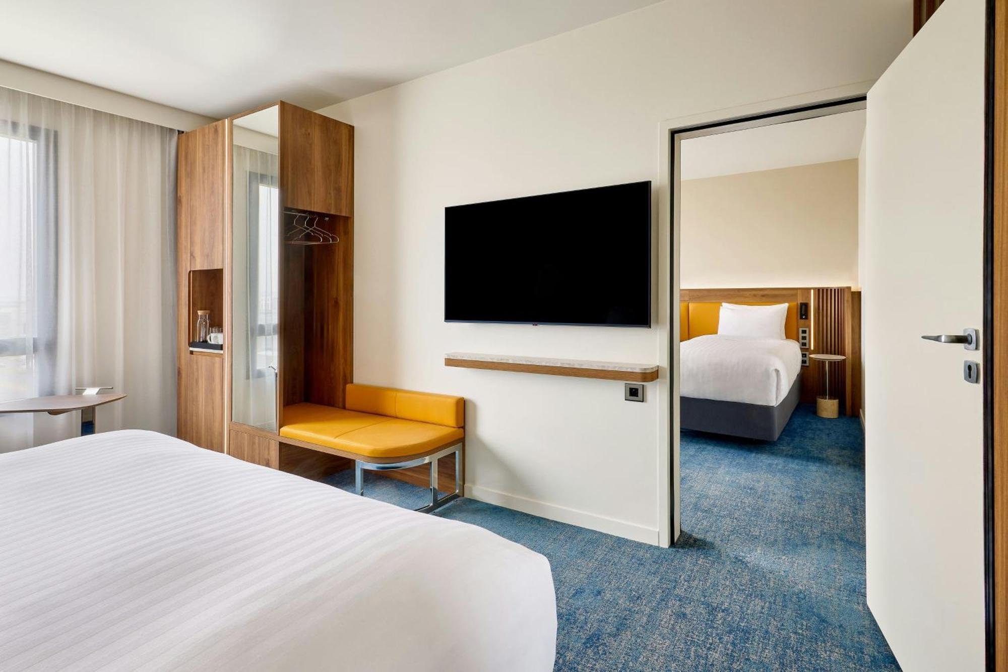 Courtyard By Marriott Lyon Eurexpo Stadium Genas Luaran gambar