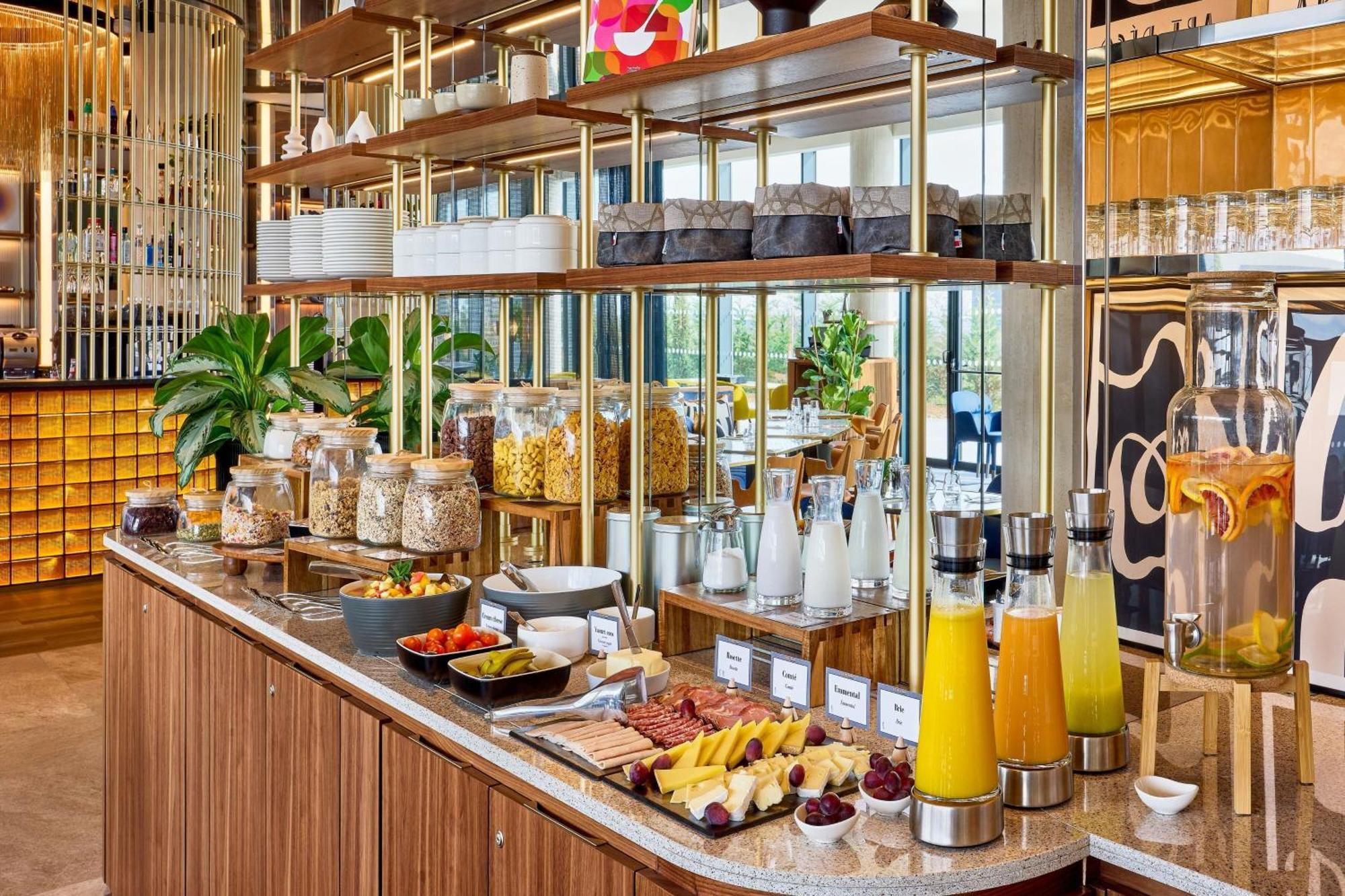 Courtyard By Marriott Lyon Eurexpo Stadium Genas Luaran gambar