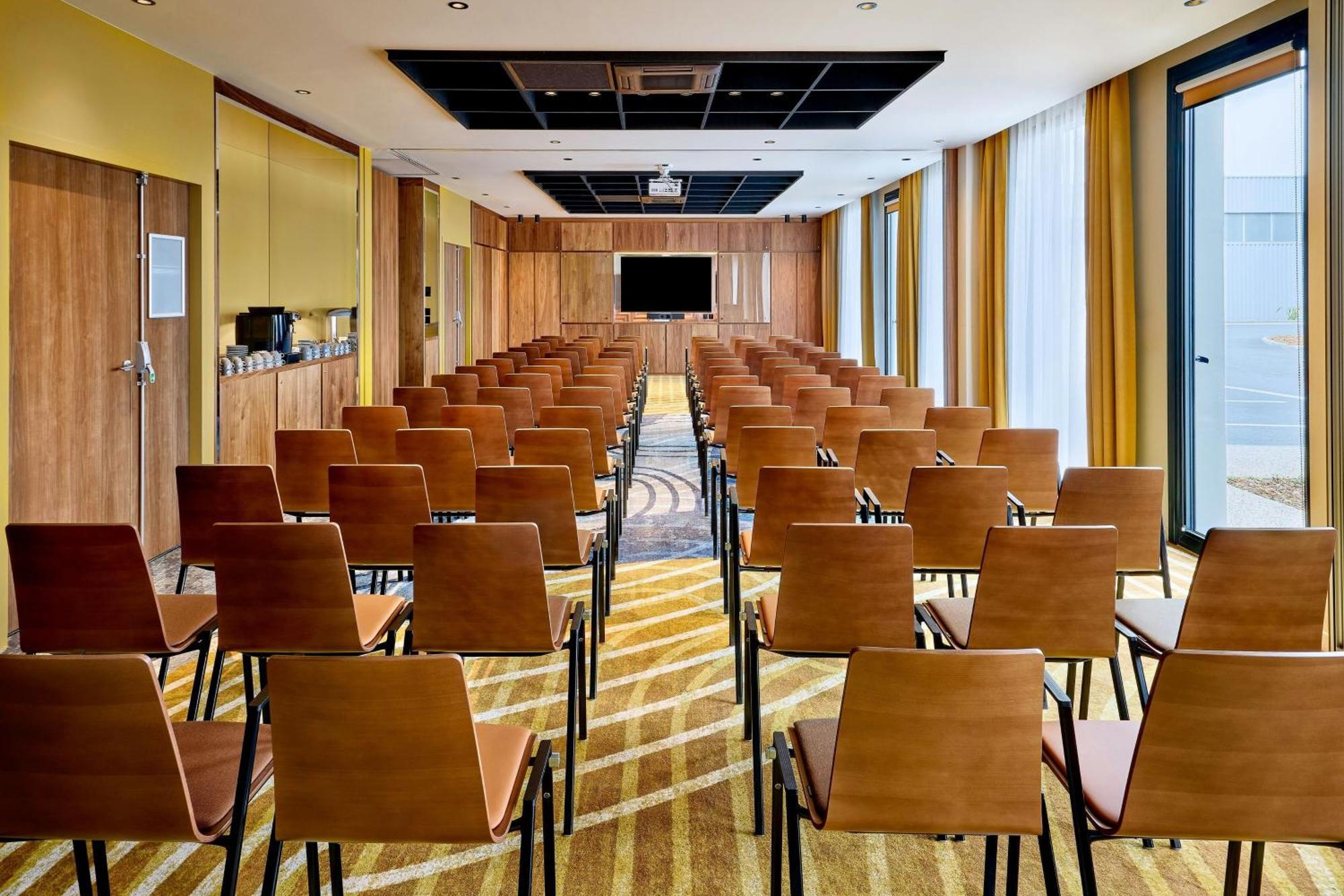 Courtyard By Marriott Lyon Eurexpo Stadium Genas Luaran gambar